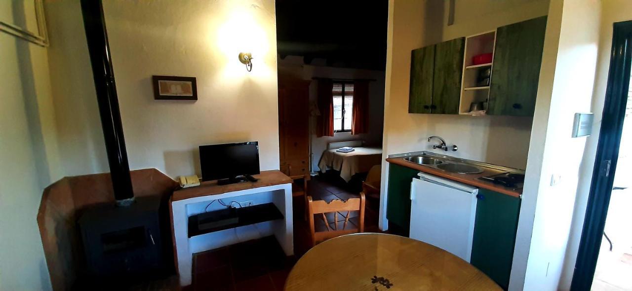 Finca Valbono Apartamentos Rurales Y Hotel Aracena Kültér fotó