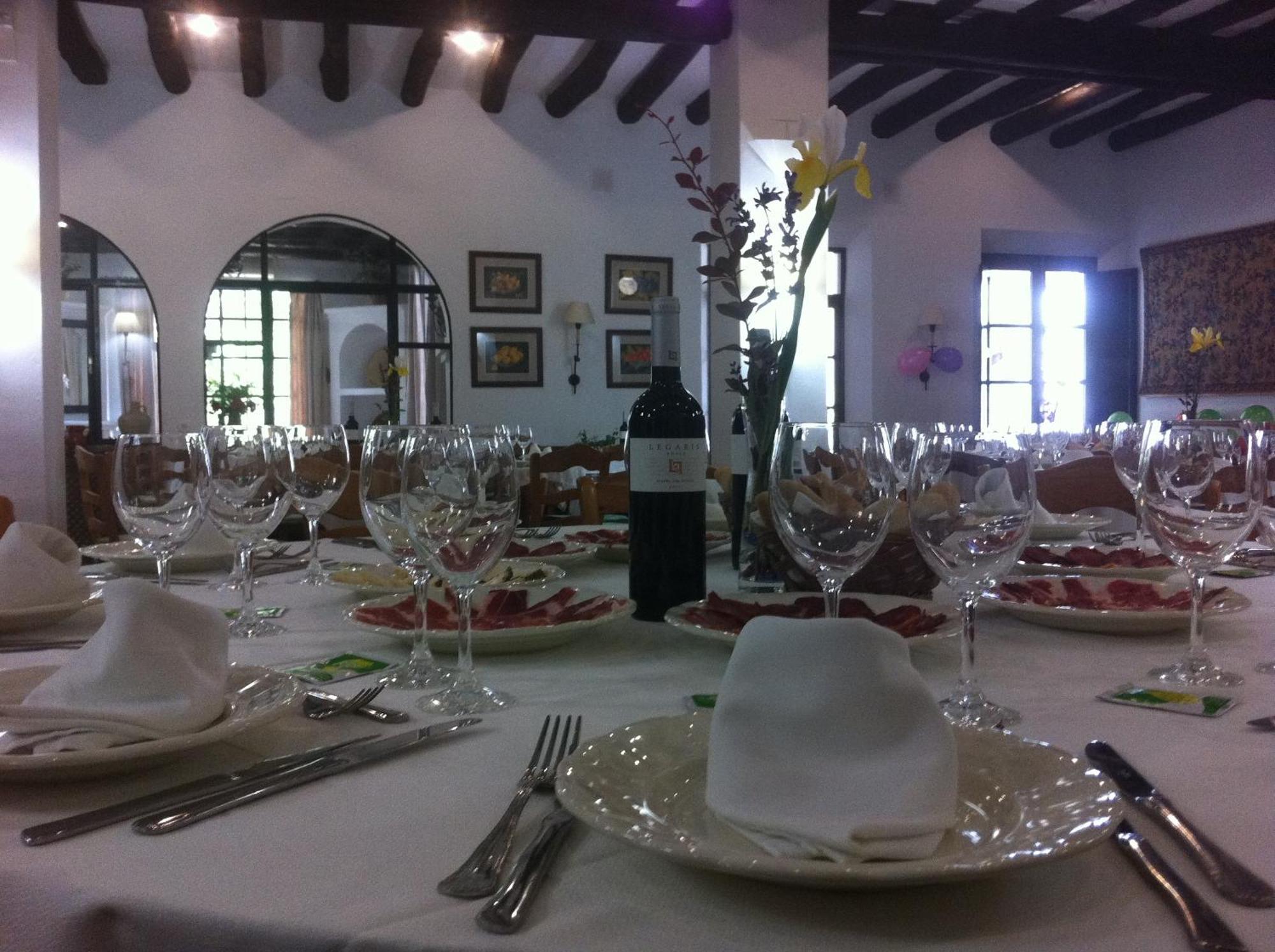 Finca Valbono Apartamentos Rurales Y Hotel Aracena Kültér fotó