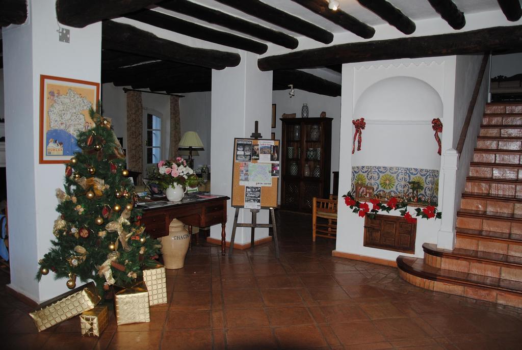 Finca Valbono Apartamentos Rurales Y Hotel Aracena Kültér fotó